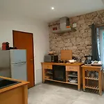 Du Longevent Du Moulin Perouges 3* Meximieux