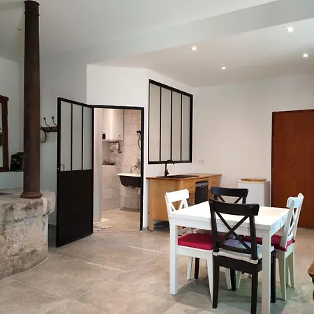 Du Longevent Du Moulin Pérouges Maison d'hôtes