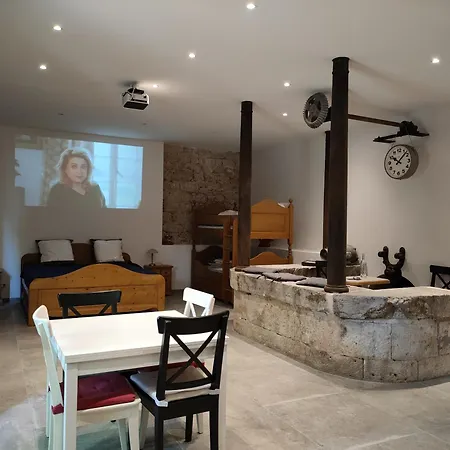 Du Longevent Du Moulin Pérouges